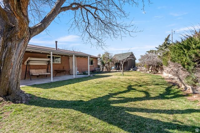 1541 E BLACKHAWK DR, Pleasant Grove, UT 84062