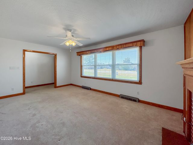 195 Winfall Boulevard, Hertford, NC 27944