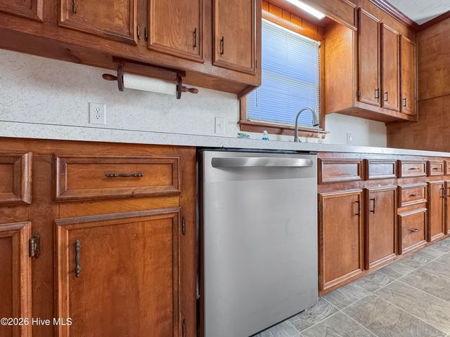 195 Winfall Boulevard, Hertford, NC 27944