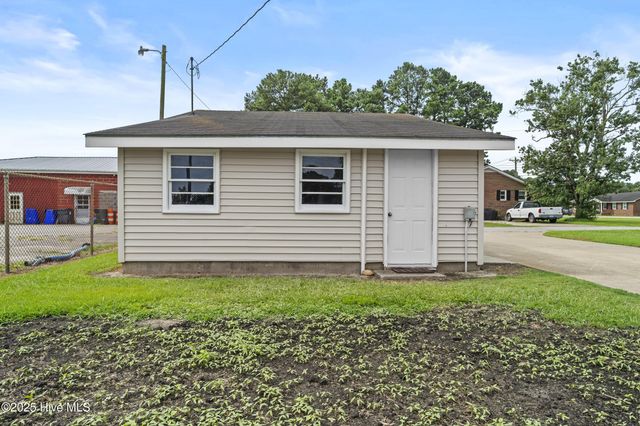 195 Winfall Boulevard, Hertford, NC 27944