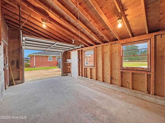 195 Winfall Boulevard, Hertford, NC 27944