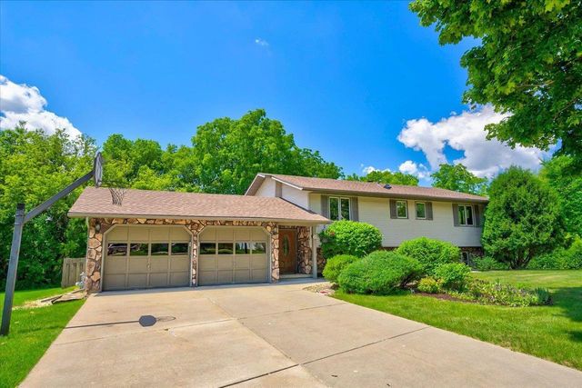 6 Stacy Lane, Madison, WI 53716