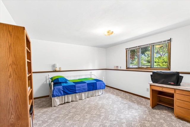 6 Stacy Lane, Madison, WI 53716