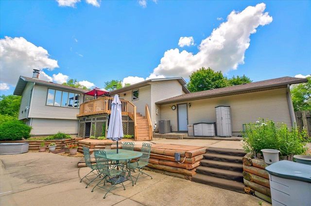 6 Stacy Lane, Madison, WI 53716