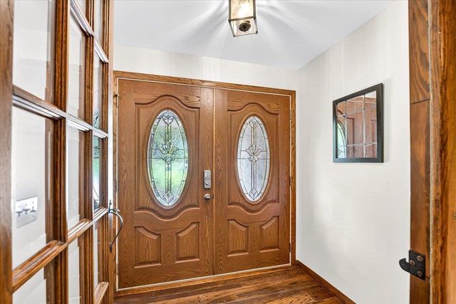 6 Stacy Lane, Madison, WI 53716