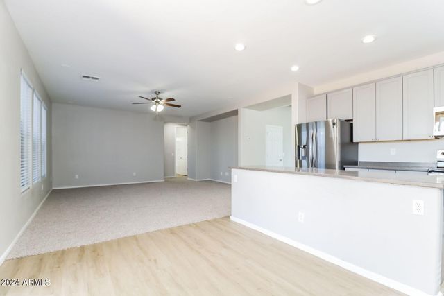 25918 N DESERT MESA Drive, Surprise, AZ 85387