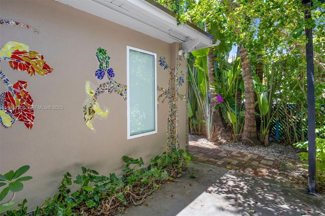 2330 SW 62nd Ct Rear, Miami, FL 33155