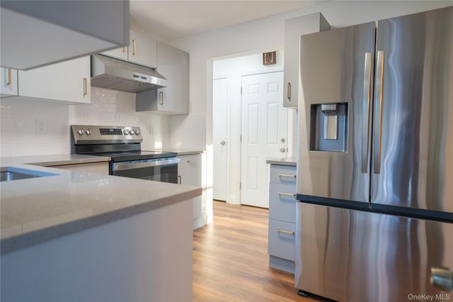 65 Virginia Avenue, Dobbs Ferry, NY 10522