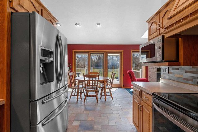 W3195 ROCK ROAD, Appleton, WI 54913