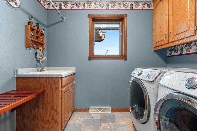 W3195 ROCK ROAD, Appleton, WI 54913
