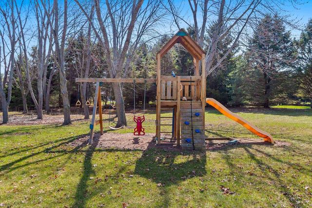 W3195 ROCK ROAD, Appleton, WI 54913