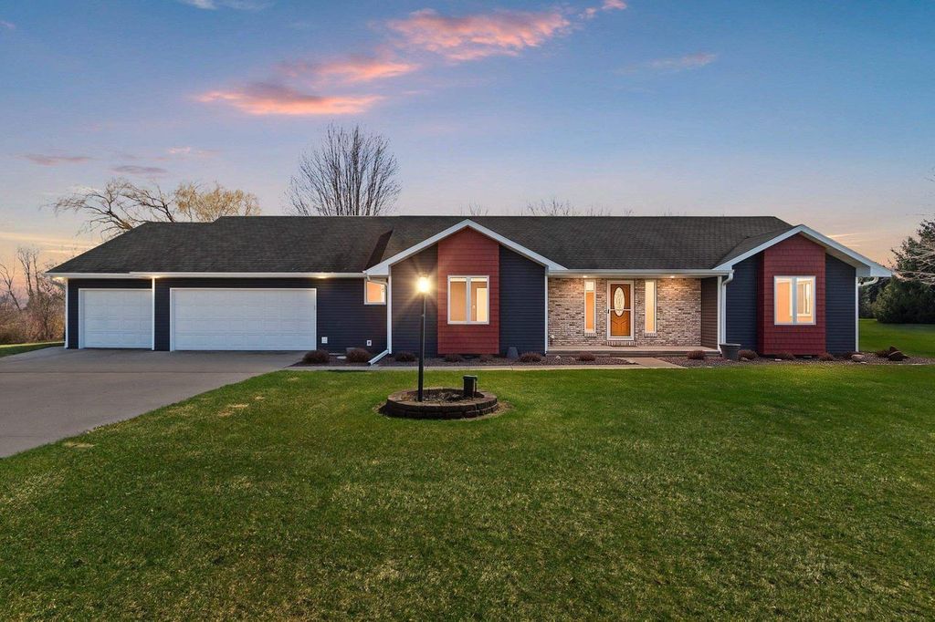 W3195 ROCK ROAD, Appleton, WI 54913