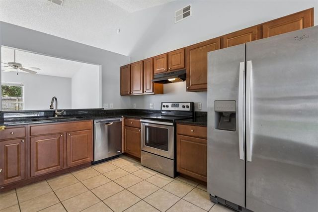 2657 WINCHESTER CIRCLE, Eustis, FL 32726