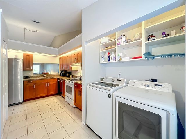 645 LAUREL OAK LANE 201, Altamonte Springs, FL 32701