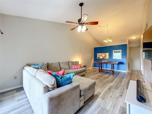 645 LAUREL OAK LANE 201, Altamonte Springs, FL 32701