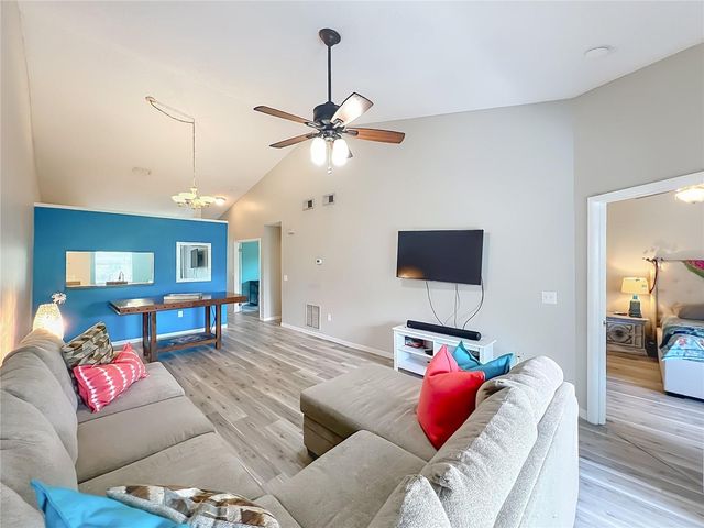 645 LAUREL OAK LANE 201, Altamonte Springs, FL 32701