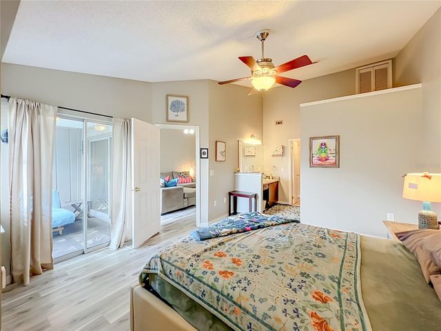 645 LAUREL OAK LANE 201, Altamonte Springs, FL 32701