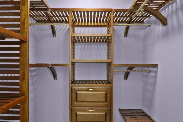 218 Grand Canyon Drive, Madison, WI 53705