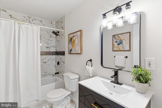 21 KINTORE CT, Parkville, MD 21234