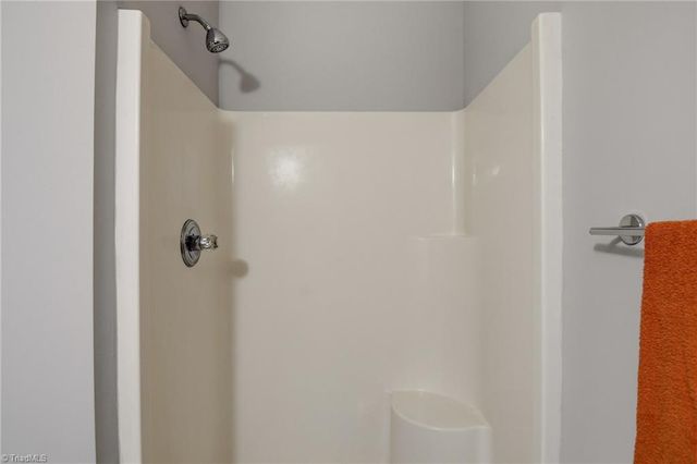 134 Rivertree Lane, Winston-salem, NC 27103