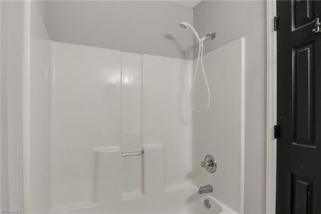 134 Rivertree Lane, Winston-salem, NC 27103