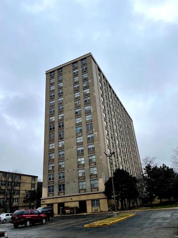 4300 W Ford City Drive 710, Chicago, IL 60652 — photo 2