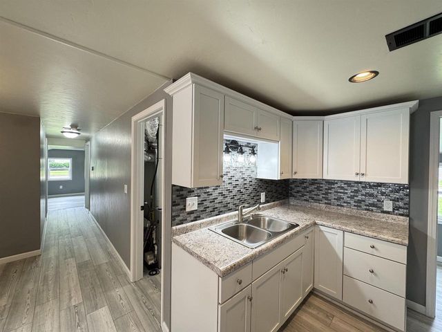 803 DEMAREST AVENUE, Waupaca, WI 54981