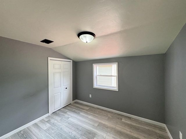 803 DEMAREST AVENUE, Waupaca, WI 54981