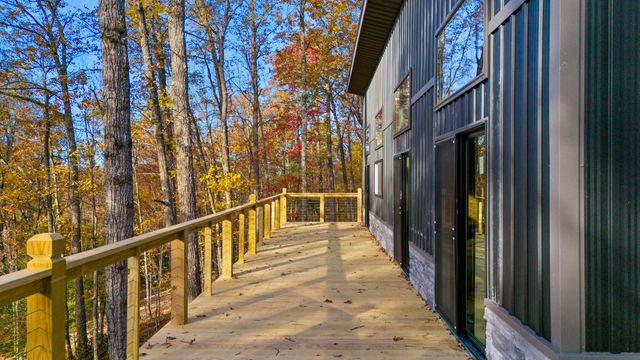 266 Blossom Way, Zoe, KY 41397