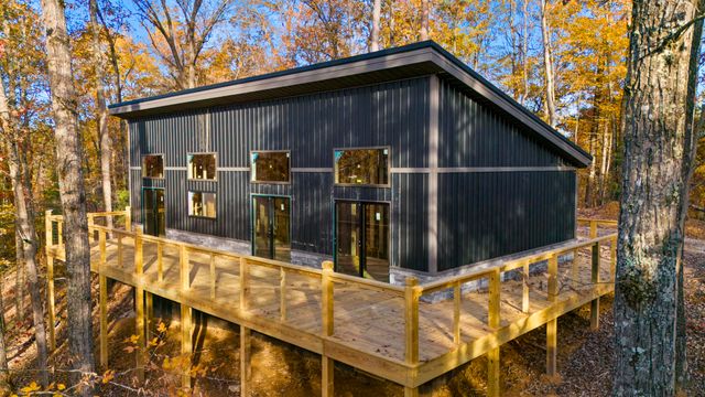 266 Blossom Way, Zoe, KY 41397