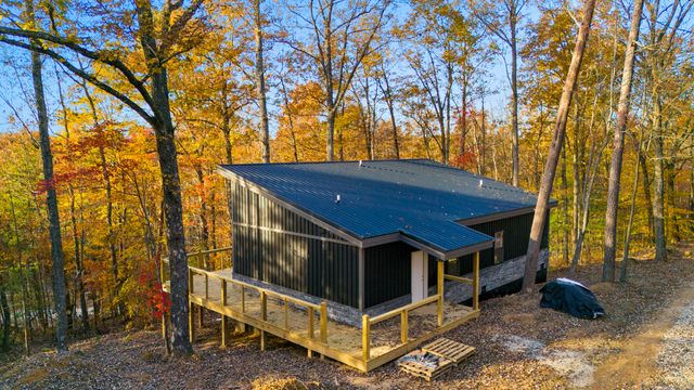 266 Blossom Way, Zoe, KY 41397