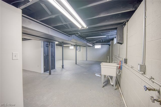 30825 Miller Avenue, Willoughby Hills, OH 44092