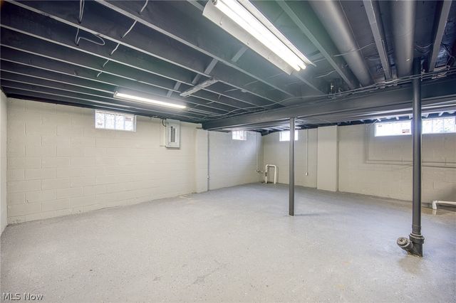 30825 Miller Avenue, Willoughby Hills, OH 44092