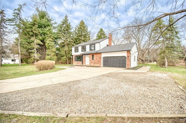 30825 Miller Avenue, Willoughby Hills, OH 44092