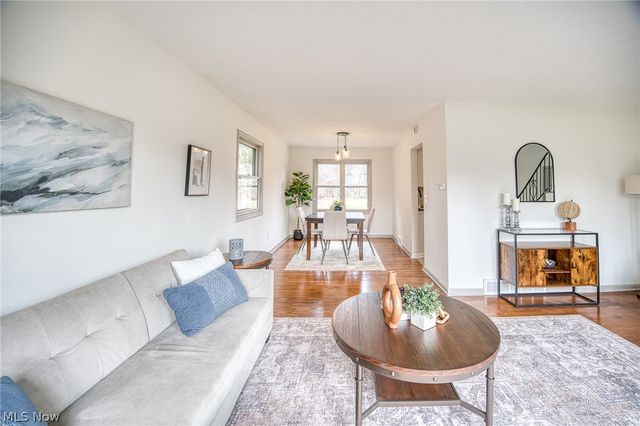 30825 Miller Avenue, Willoughby Hills, OH 44092