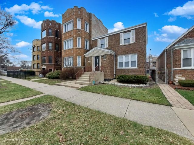 9432 S Bishop Street, Chicago, IL 60620