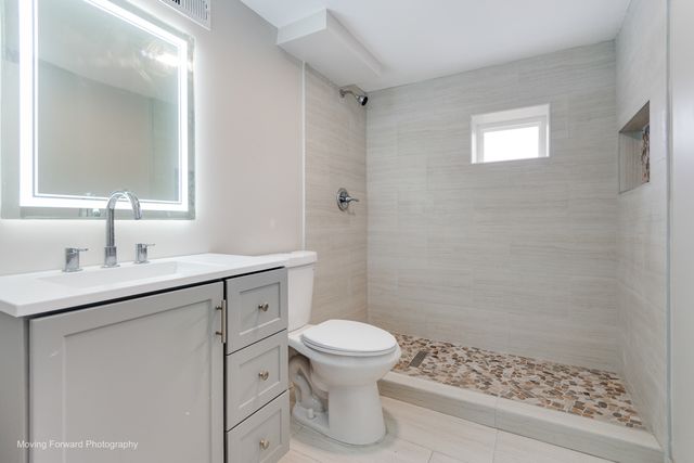 9432 S Bishop Street, Chicago, IL 60620