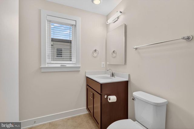 10425 FERNWOOD RD, Bethesda, MD 20817