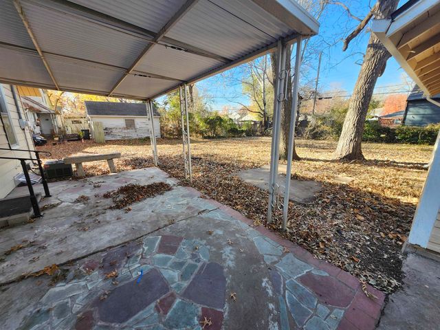 731 S Belmont St, Wichita, KS 67218