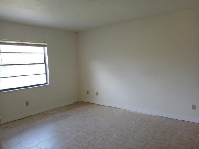 6012 Indrio Road 7, Fort Pierce, FL 34951