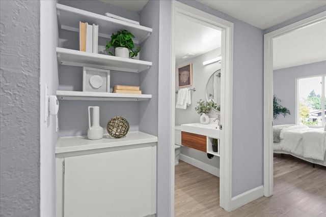 221 Kiely Boulevard B, Santa Clara, CA 95051