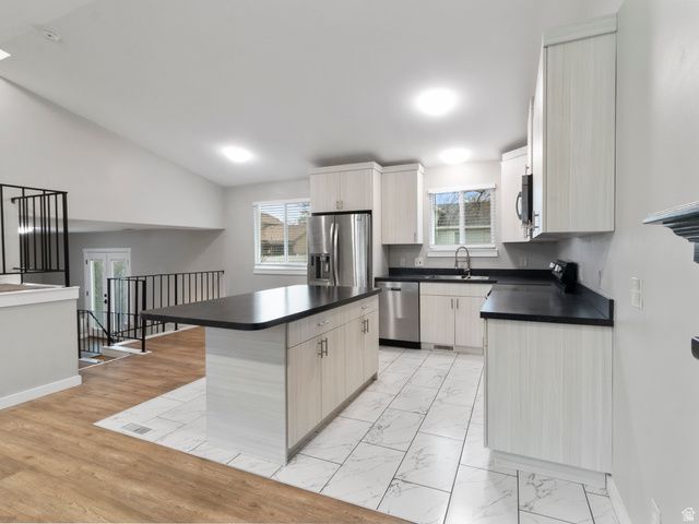 4039 W 6445 S, Taylorsville, UT 84129