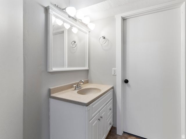 4039 W 6445 S, Taylorsville, UT 84129