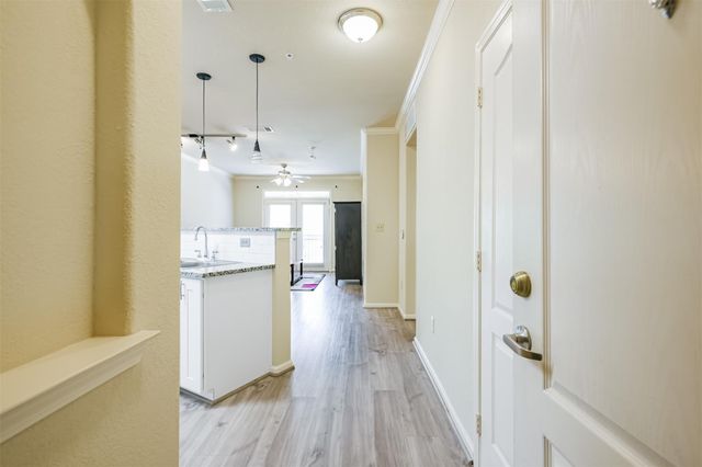 1711 Old Spanish Trail 137, Houston, TX 77054
