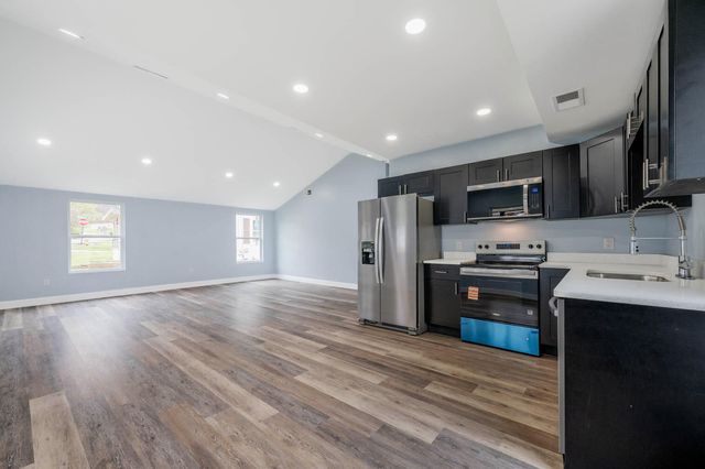 113 Hickory Street, Rossville, GA 30741