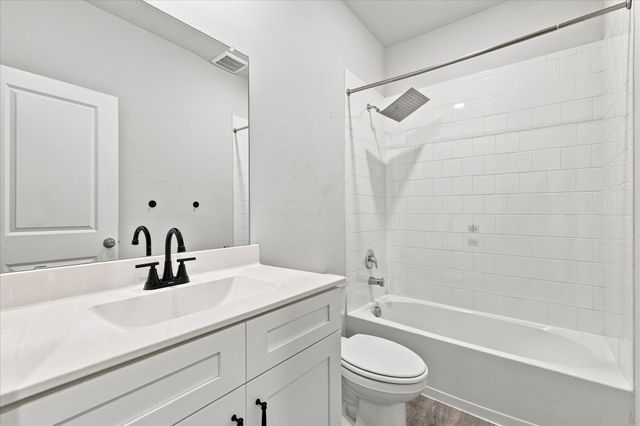 416 Passenger Trail, Fort Worth, TX 76131