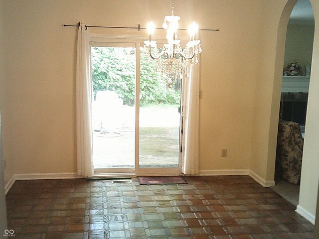 5409 Greenwillow Road, Indianapolis, IN 46226