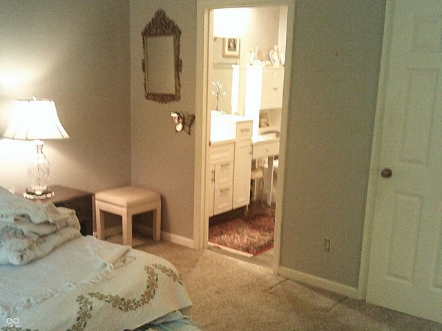 5409 Greenwillow Road, Indianapolis, IN 46226