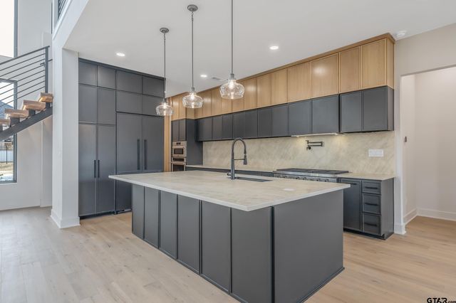 7339 Crosswater Cove, Tyler, TX 75703