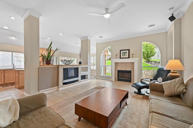 12909 Majestic Oaks DR, Austin, TX 78732